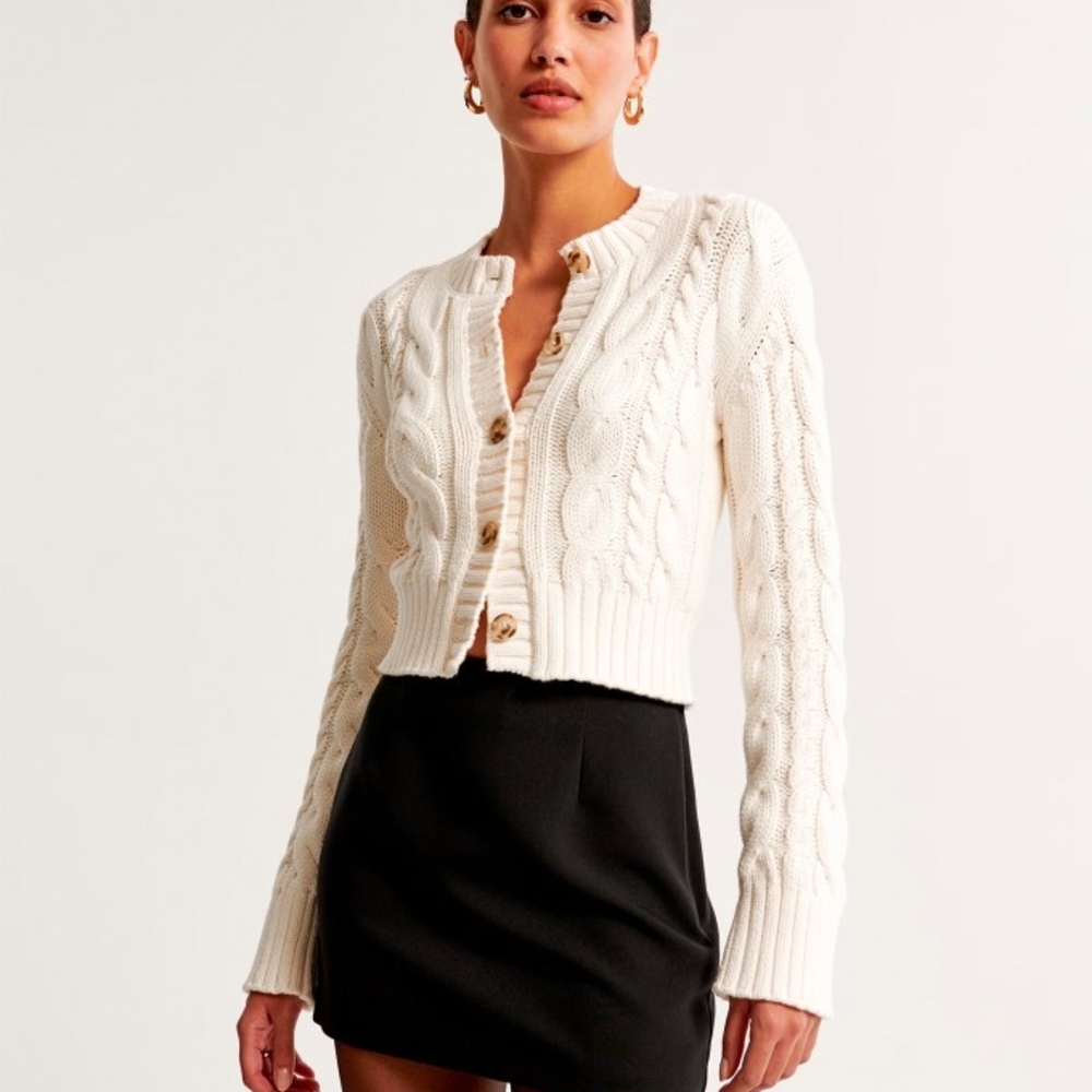Abercrombie & Fitch  Cream Cable Knit Cardigan